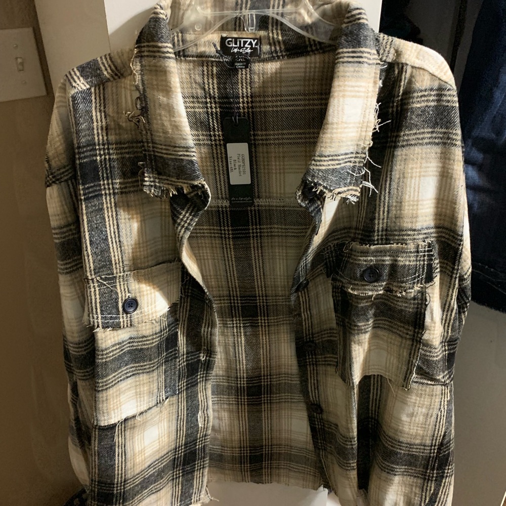 Glitzy Girl Black Plaid Shacket - Picture 2 of 8